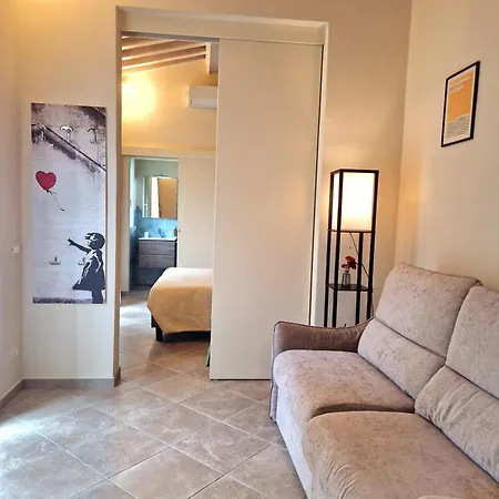 Feriehus Serra Di Mare Casa Con Giardino Livorno