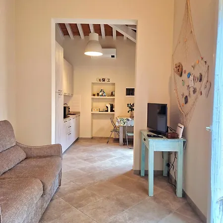 Serra Di Mare Casa Con Giardino